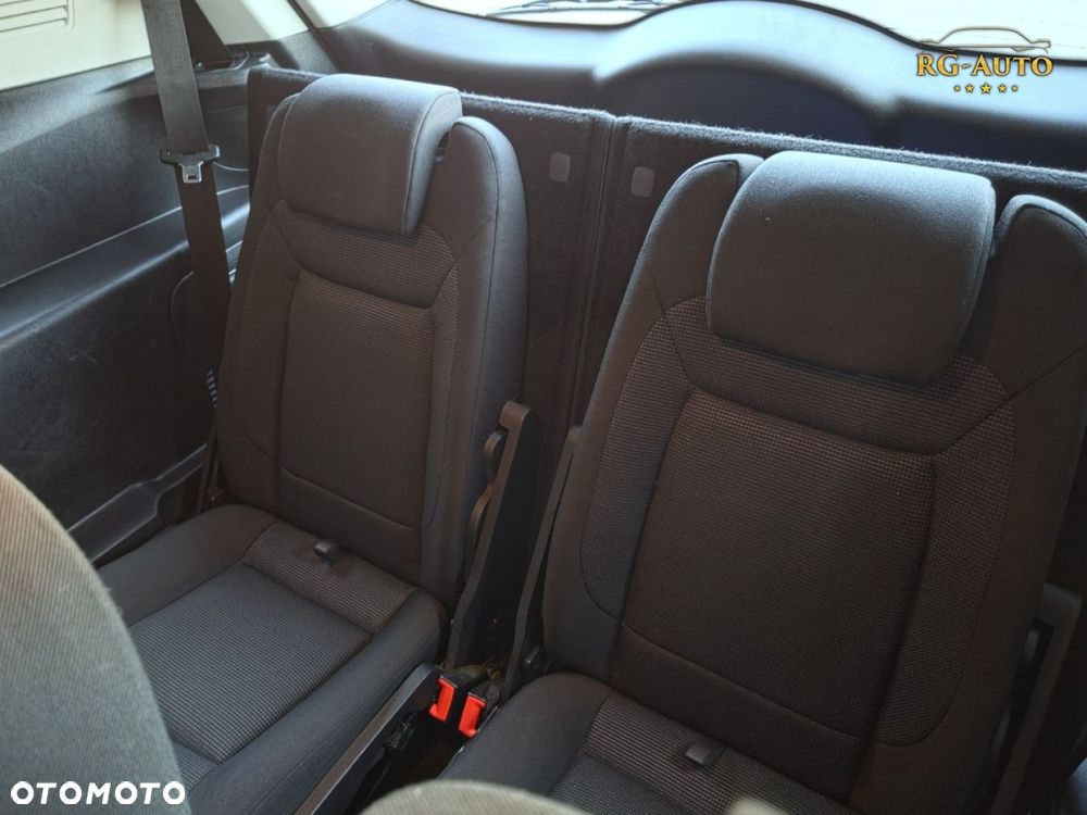 Ford S-Max - 26