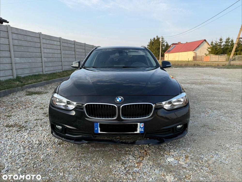 BMW Seria 3 316d - 24