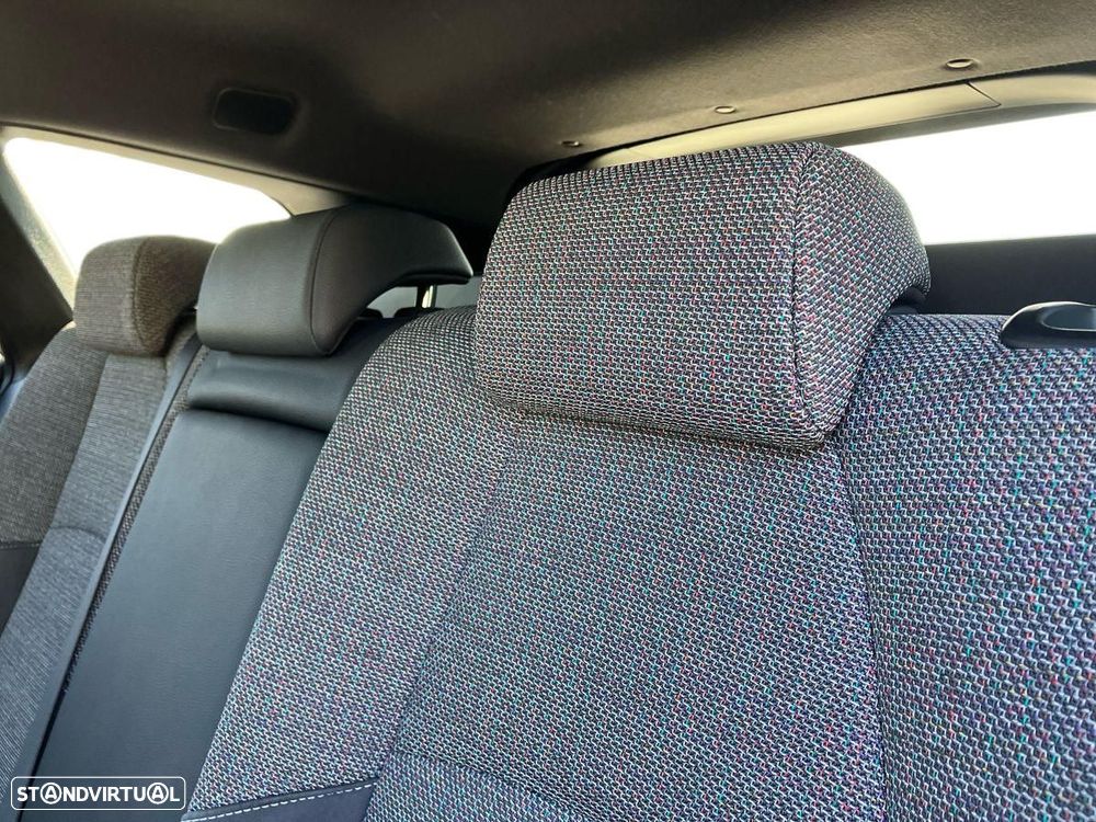 Toyota Corolla Touring Sports 1.8 Hybrid Comfort Plus - 22