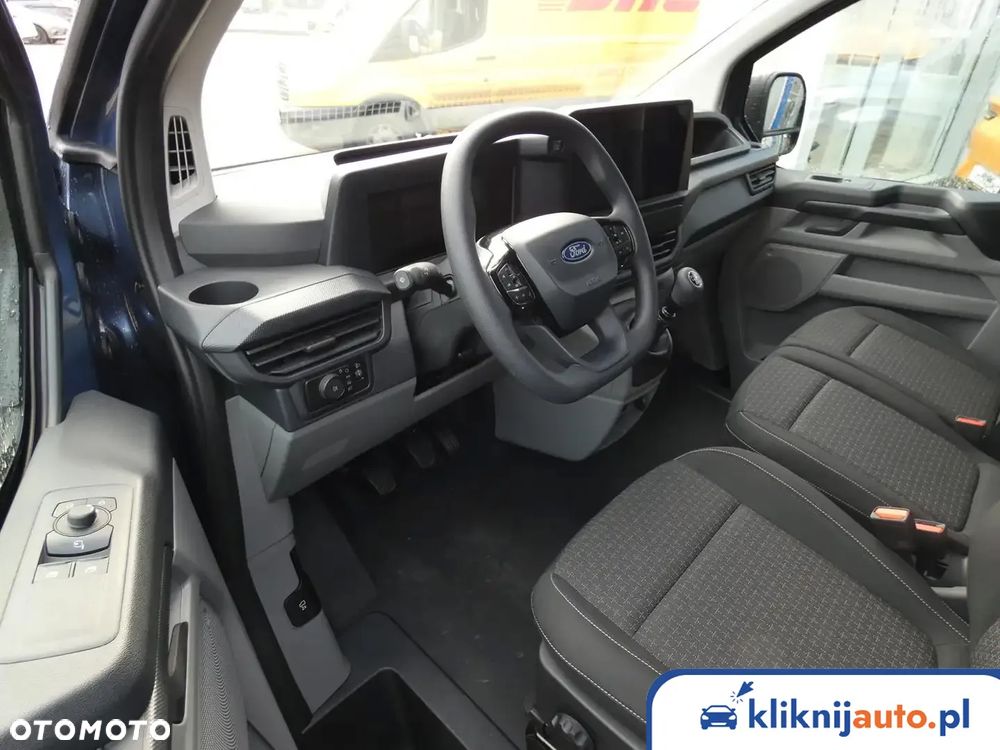 Ford Transit Custom - 8