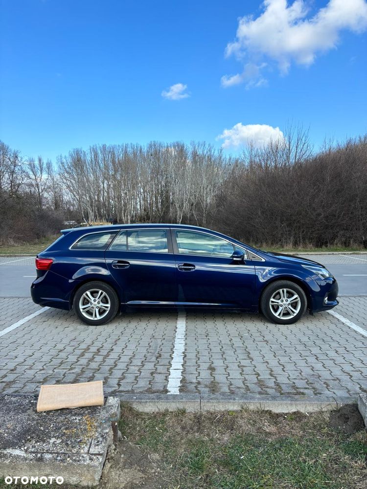Toyota Avensis 2.0 D-4D Active - 4