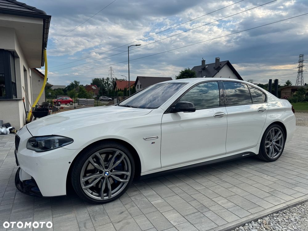 BMW Seria 5 M550d xDrive - 14