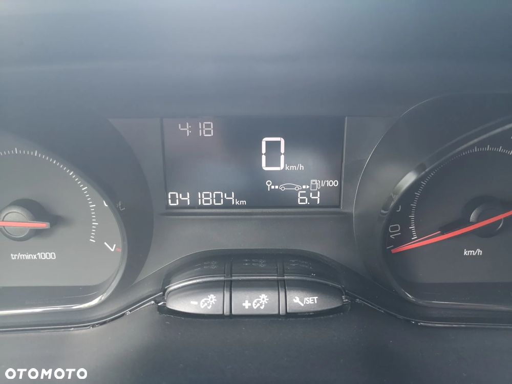 Peugeot 208 PureTech 68 Like - 15