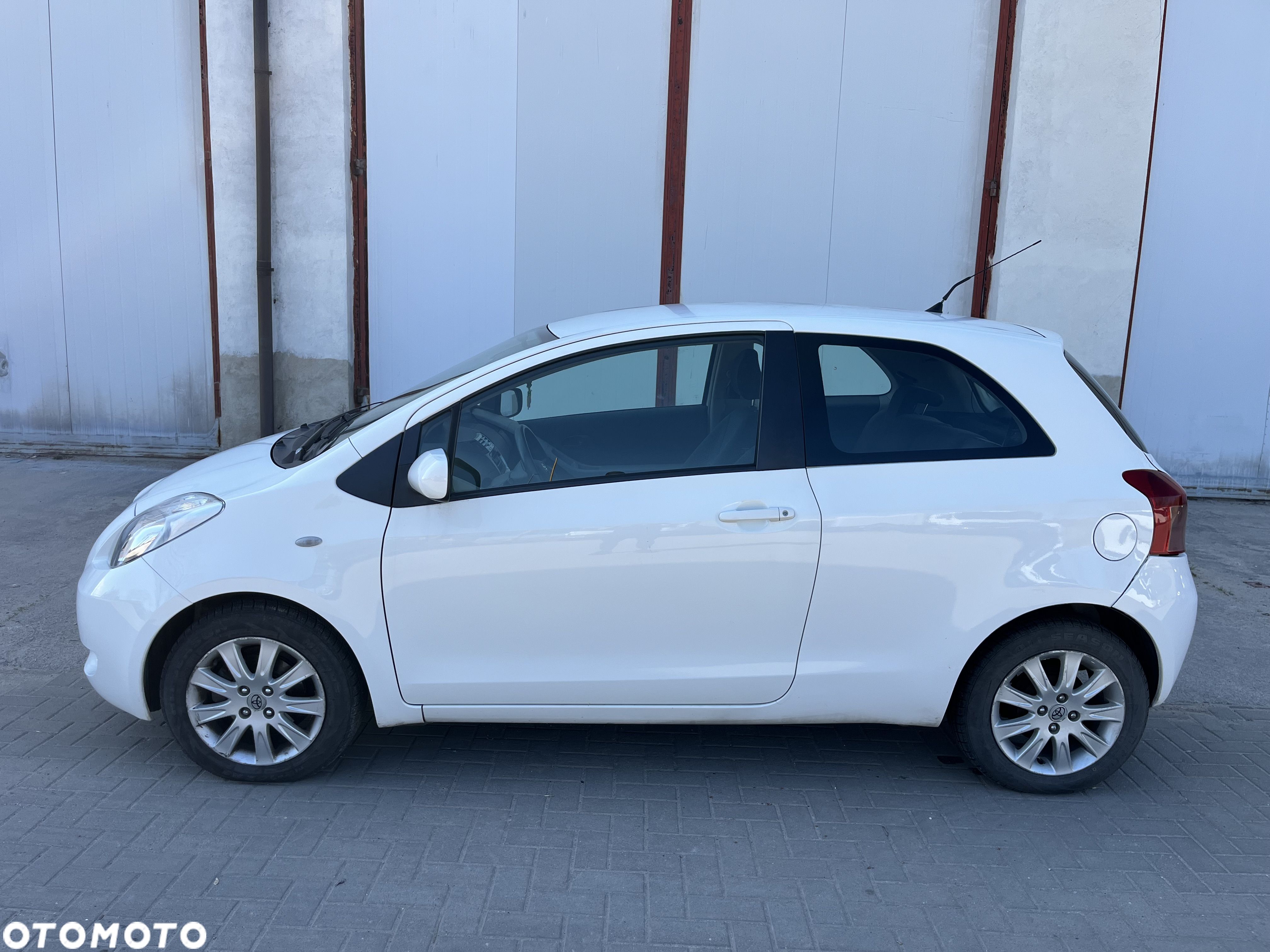 Toyota Yaris 1.5 - 1