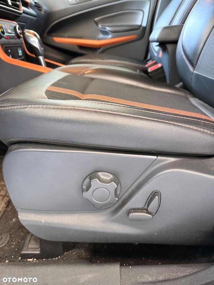 Ford EcoSport - 16