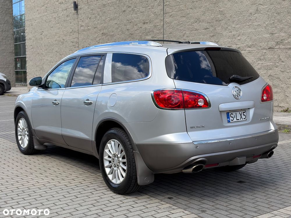 Buick Enclave - 4