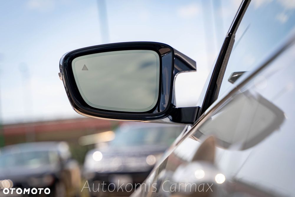 BMW Seria 3 M340i xDrive sport - 17