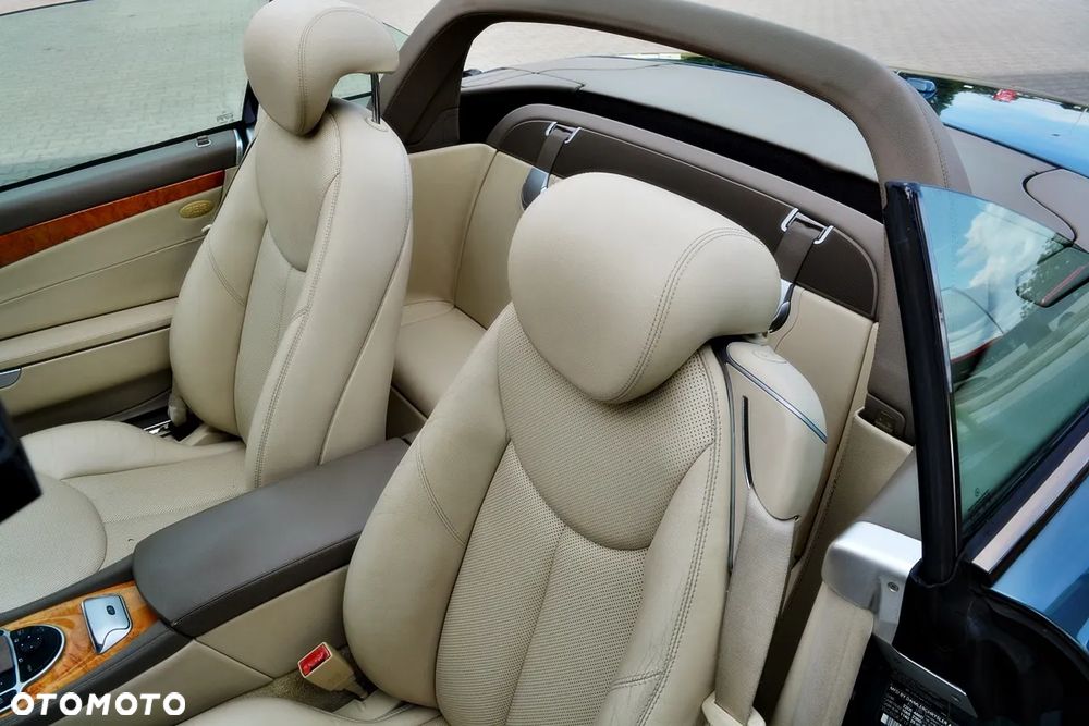 Mercedes-Benz SL - 11