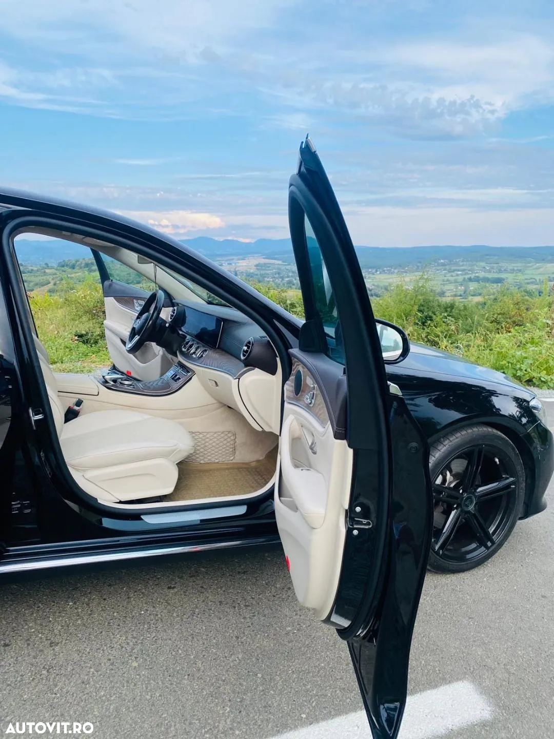 Mercedes-Benz E 220 d All-Terrain 4MATIC Aut. - 16