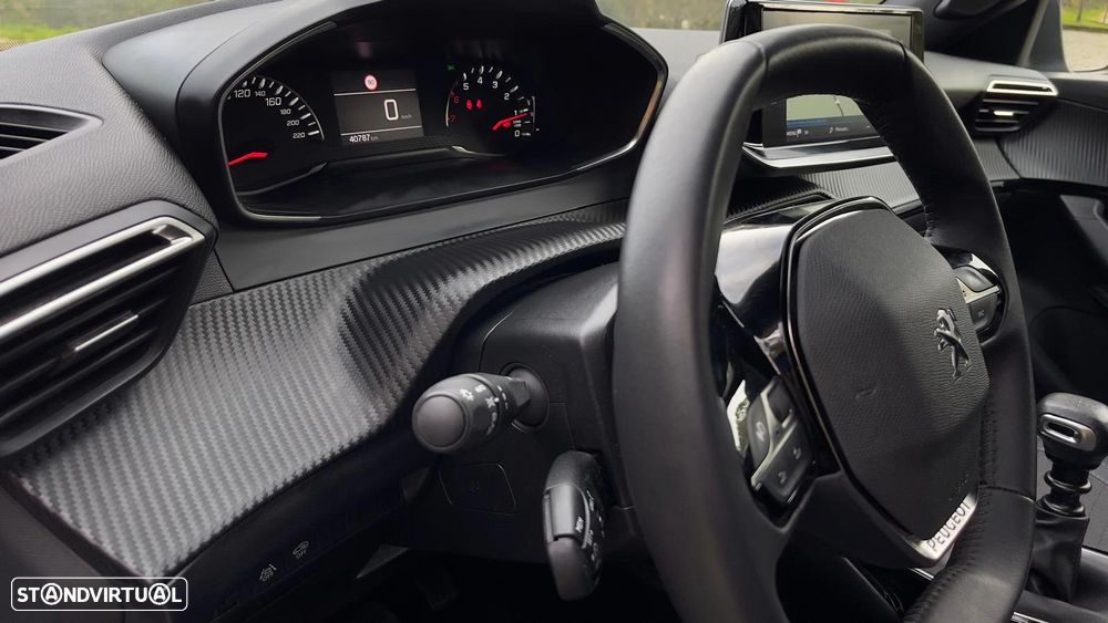 Peugeot 2008 PureTech 130 Allure Pack - 20
