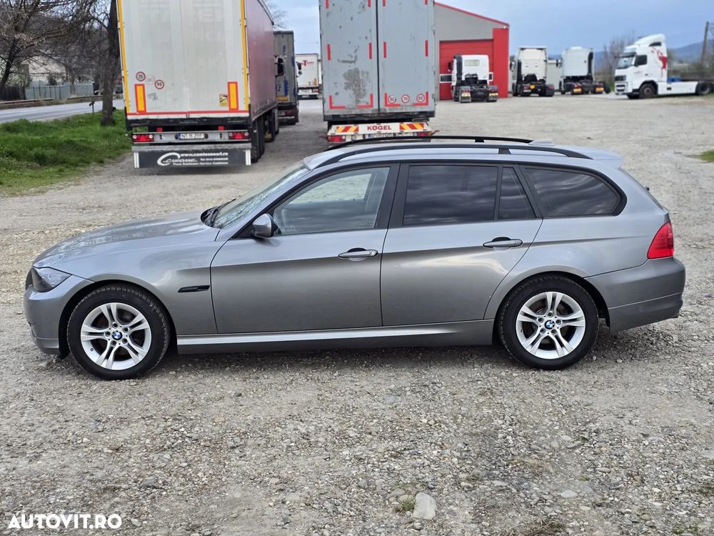 BMW Seria 3 320d xDrive DPF Touring - 11
