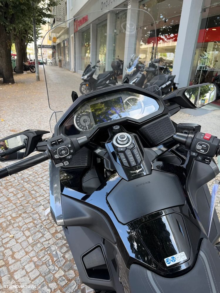 Honda Goldwing - 6
