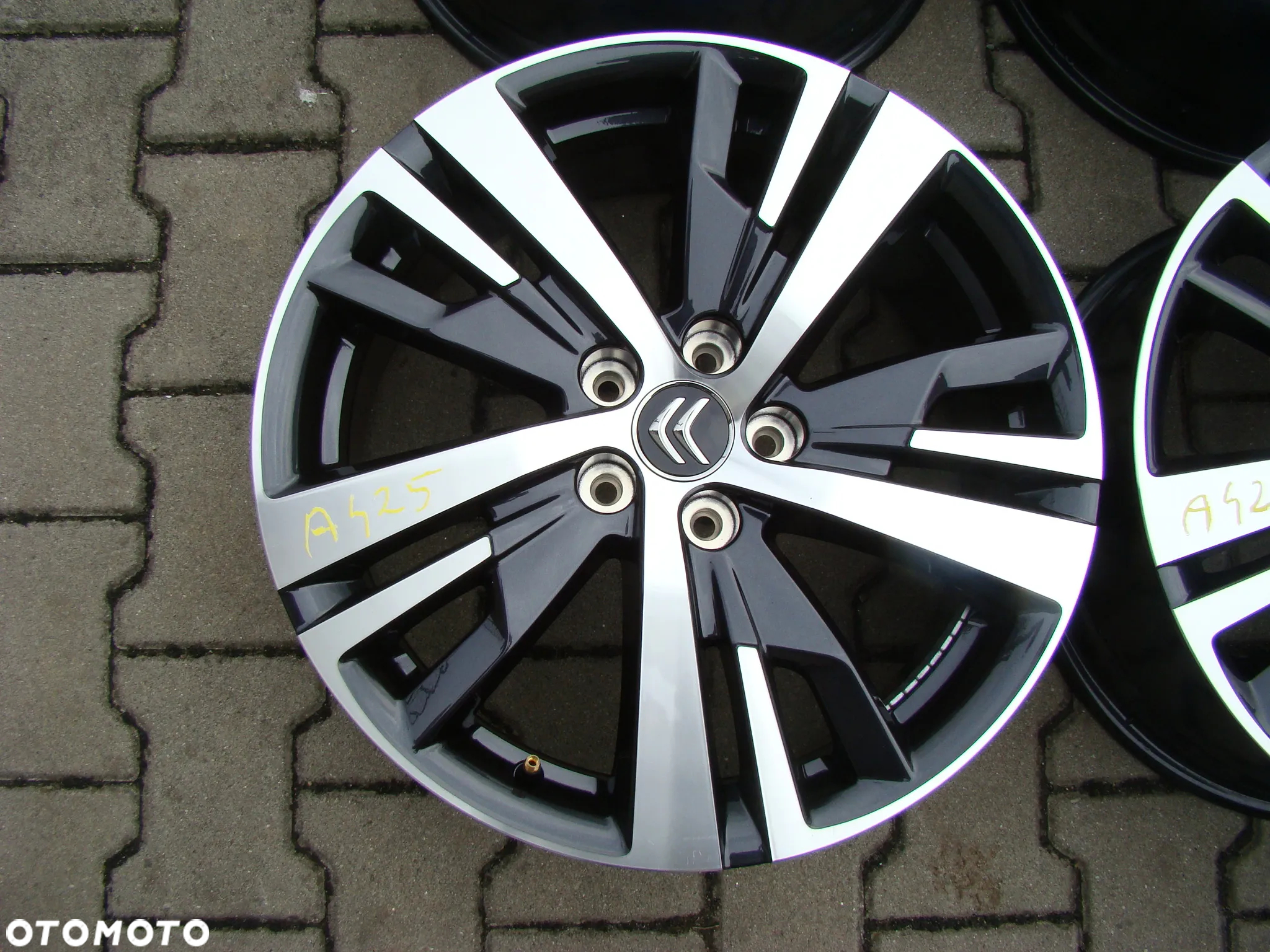 a425 5x108 Citroen Berlingo C5 Aircross C5 X C4 Grand Picasso 7,5jx18 niemontowane - 3