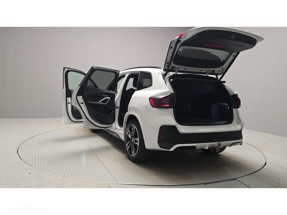 BMW X1 - 11
