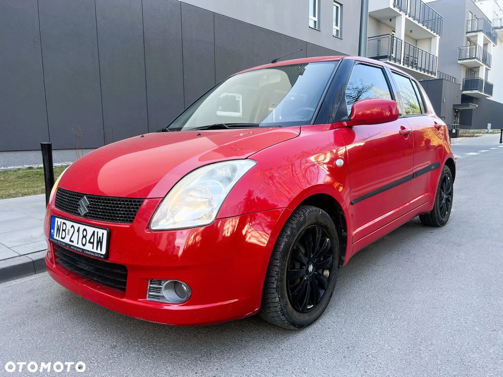 Suzuki Swift - 1
