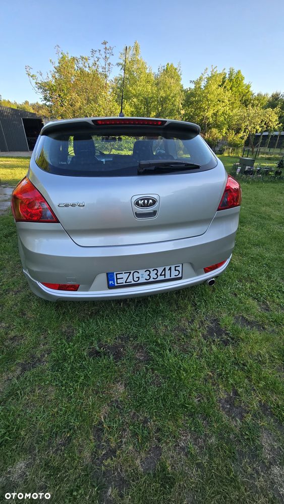 Kia ProCeed 1.6 Comfort + - 5