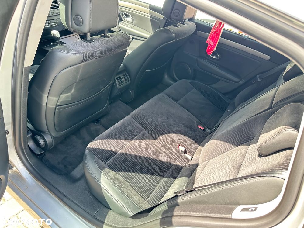 Renault Laguna 2.0 16V 140 Dynamique - 19
