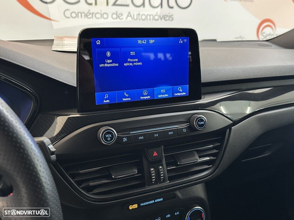 Ford Focus 1.0 EcoBoost MHEV ST-Line - 16