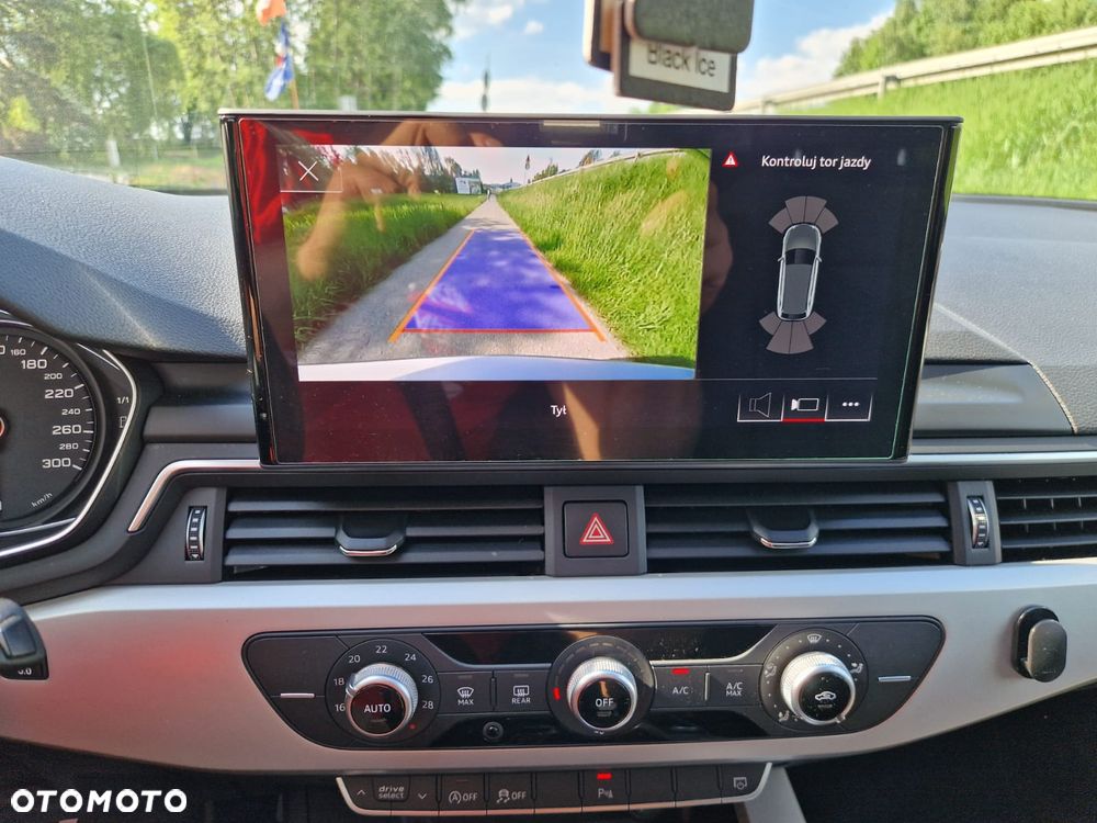 Audi A4 Avant - 22