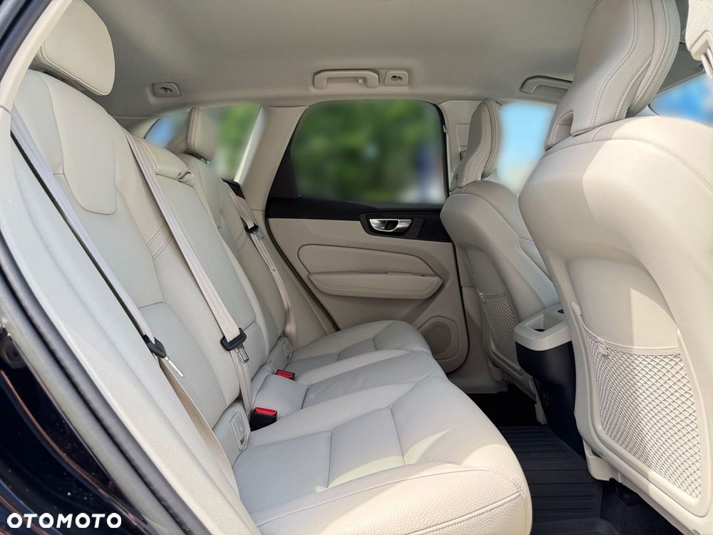 Volvo XC 60 - 28