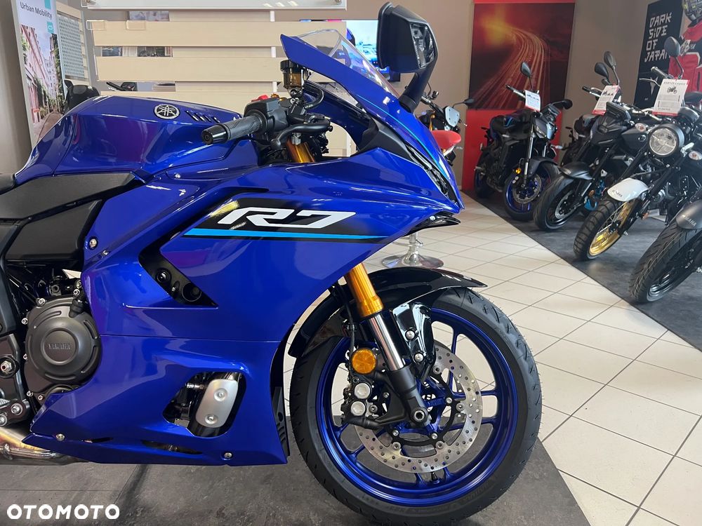 Yamaha R7 - 2