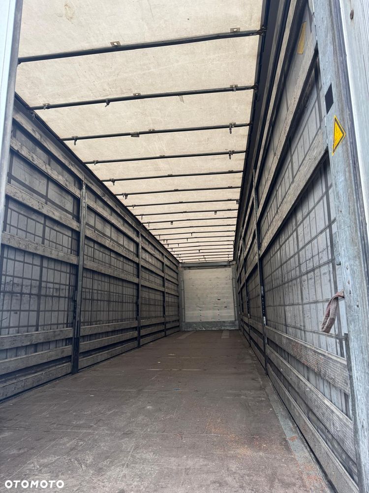 Schmitz Cargobull VARIOS- naczepa typu standard lub mega Dach podnoszony regulowany 10 sztuk Sprzedam. Koła 385/55R22,5 - 6