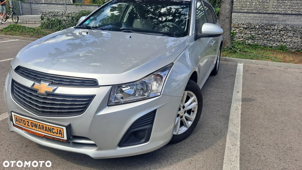 Chevrolet Cruze Station Wagon 1.6 LS - 2