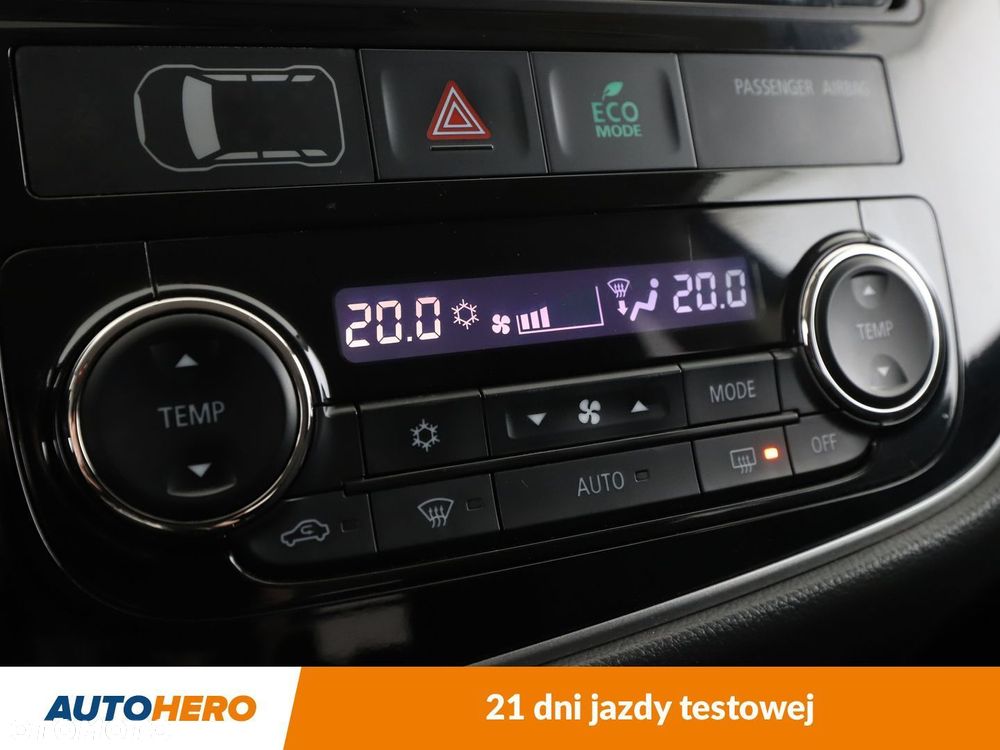 Mitsubishi Outlander - 23