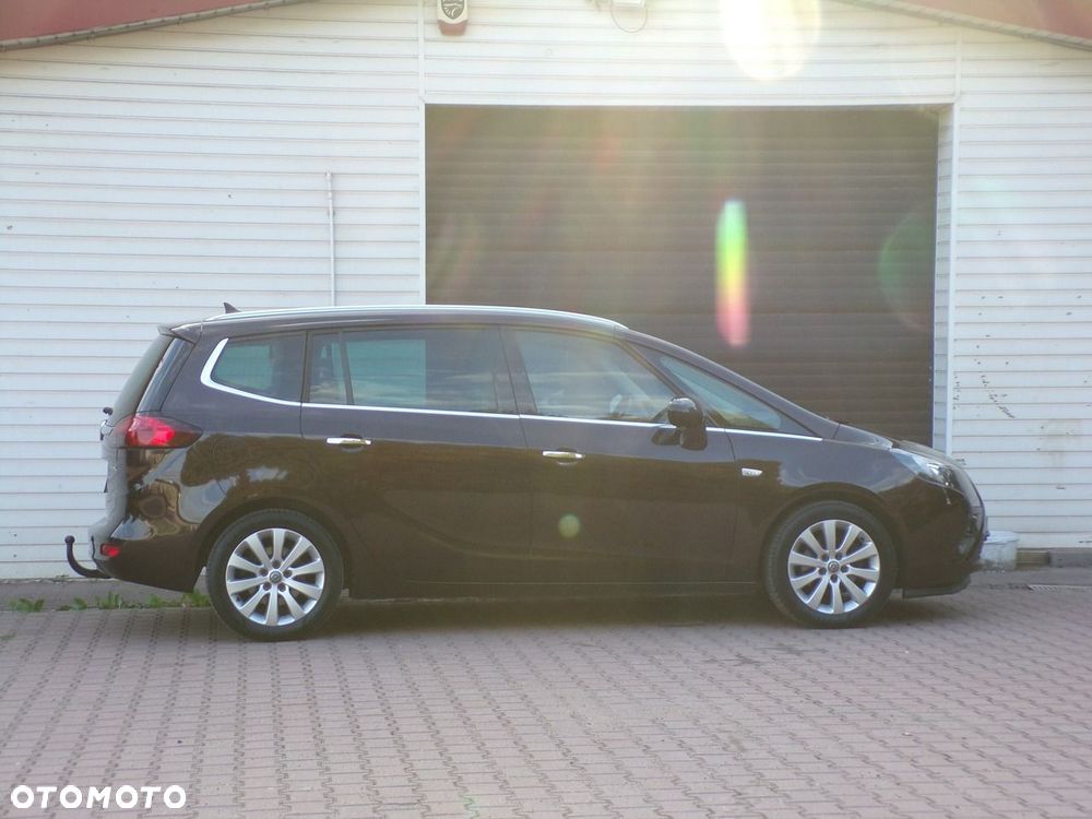 Opel Zafira - 12