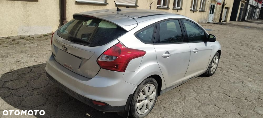 Ford Focus 1.6 Trend - 6