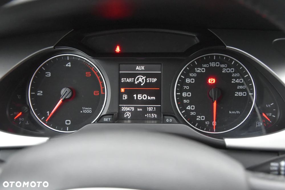 Audi A4 Avant 2.0 TDI ultra DPF Attraction - 22