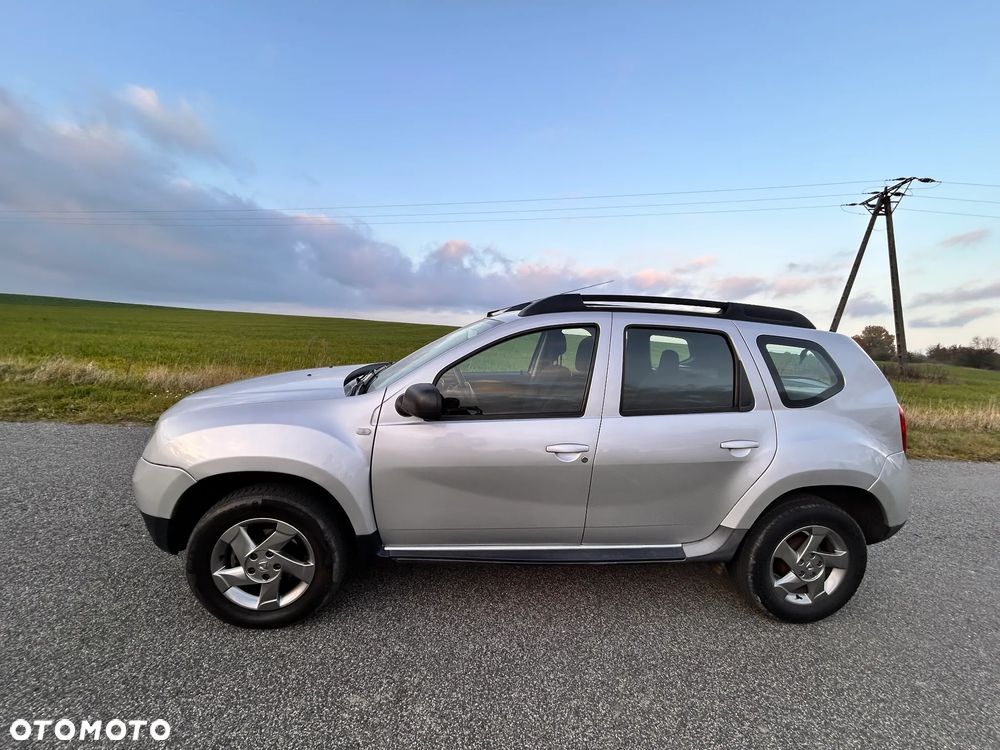 Dacia Duster 2011 photo 4