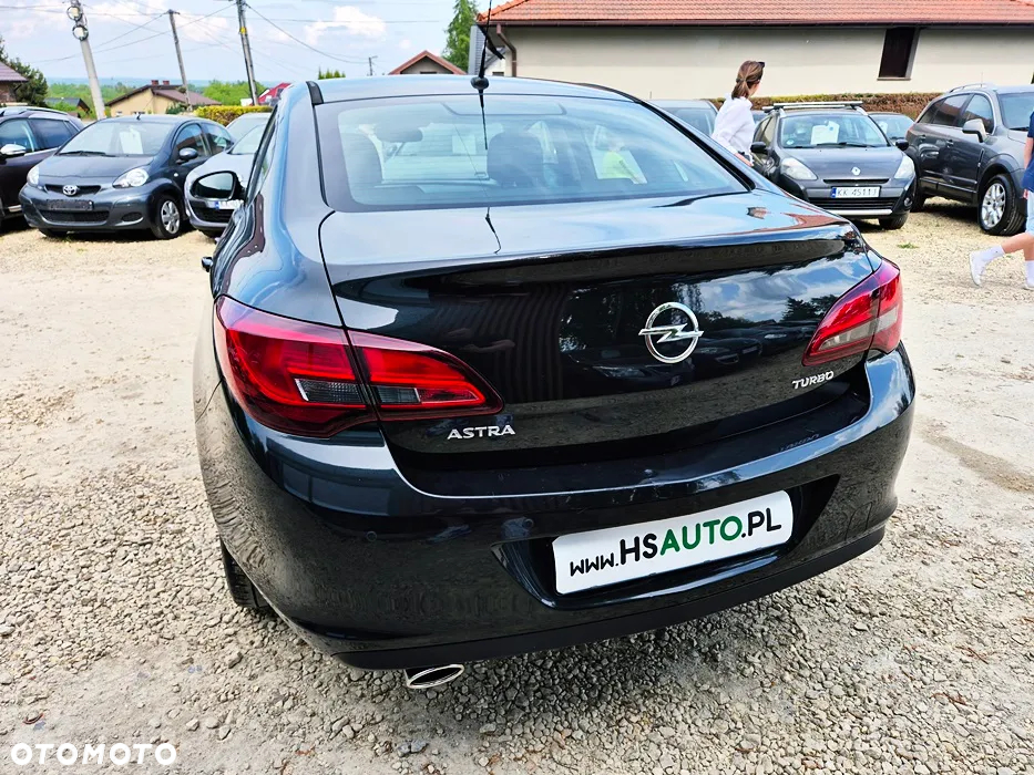 Opel Astra IV 1.4 T Business EU6 - 18