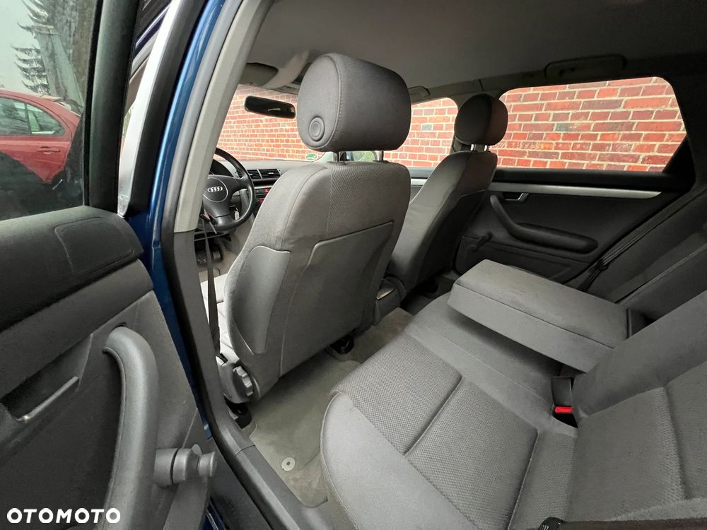 Audi A4 Avant - 10