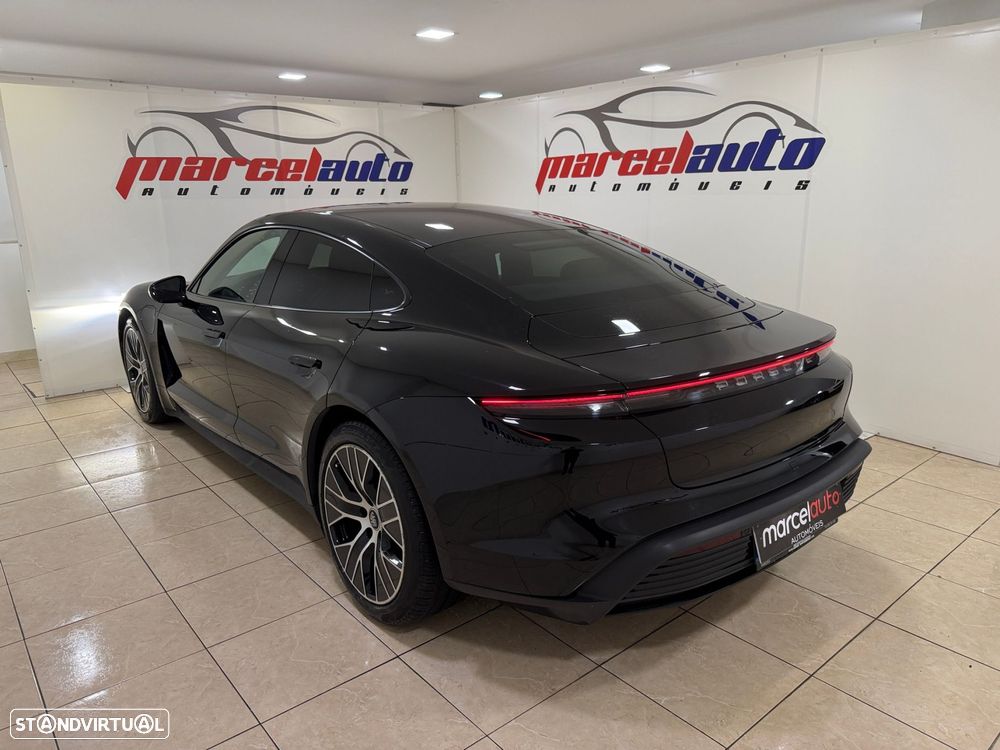 Porsche Taycan Standard - 3