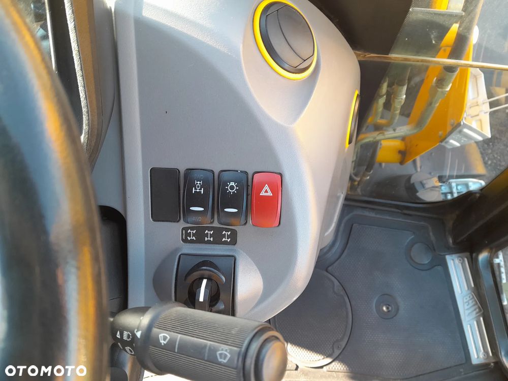 JCB JCB 4CX AEC  2022r - 26