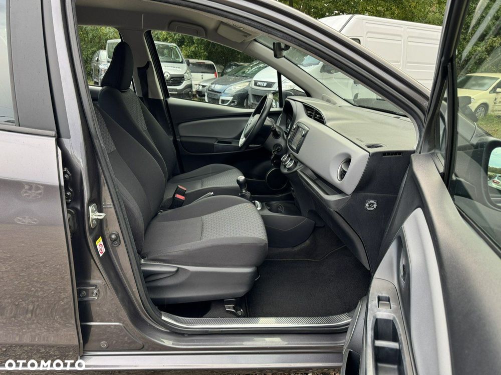 Toyota Yaris - 13