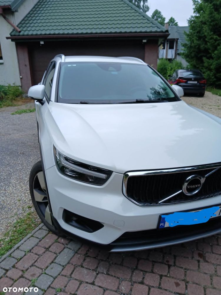 Volvo XC 40 T5 AWD Momentum - 2