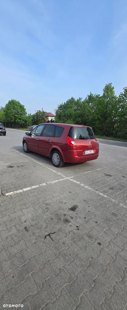 Renault Scenic 2.0 16V Confort Privilege - 4