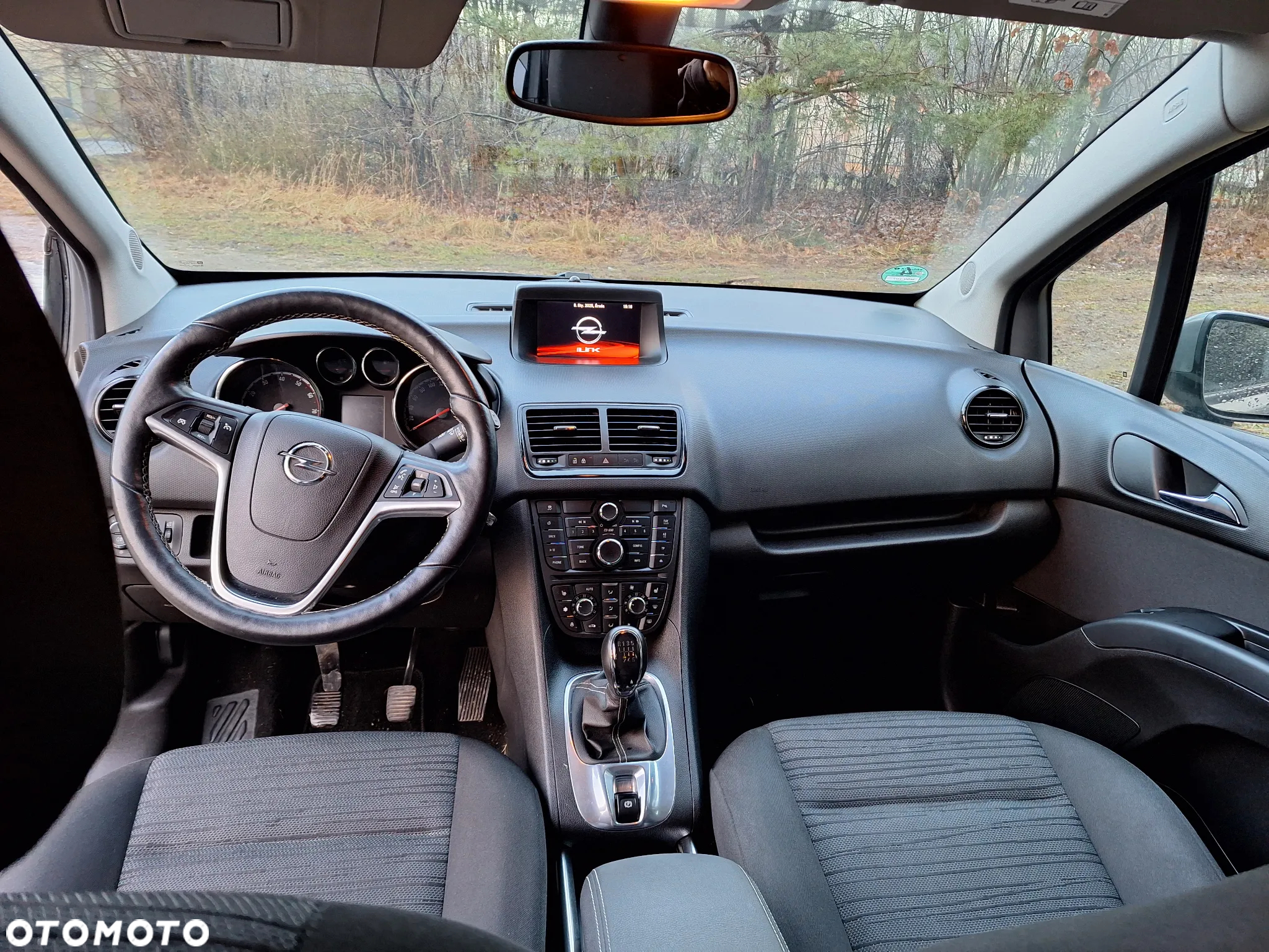 Opel Meriva - 11