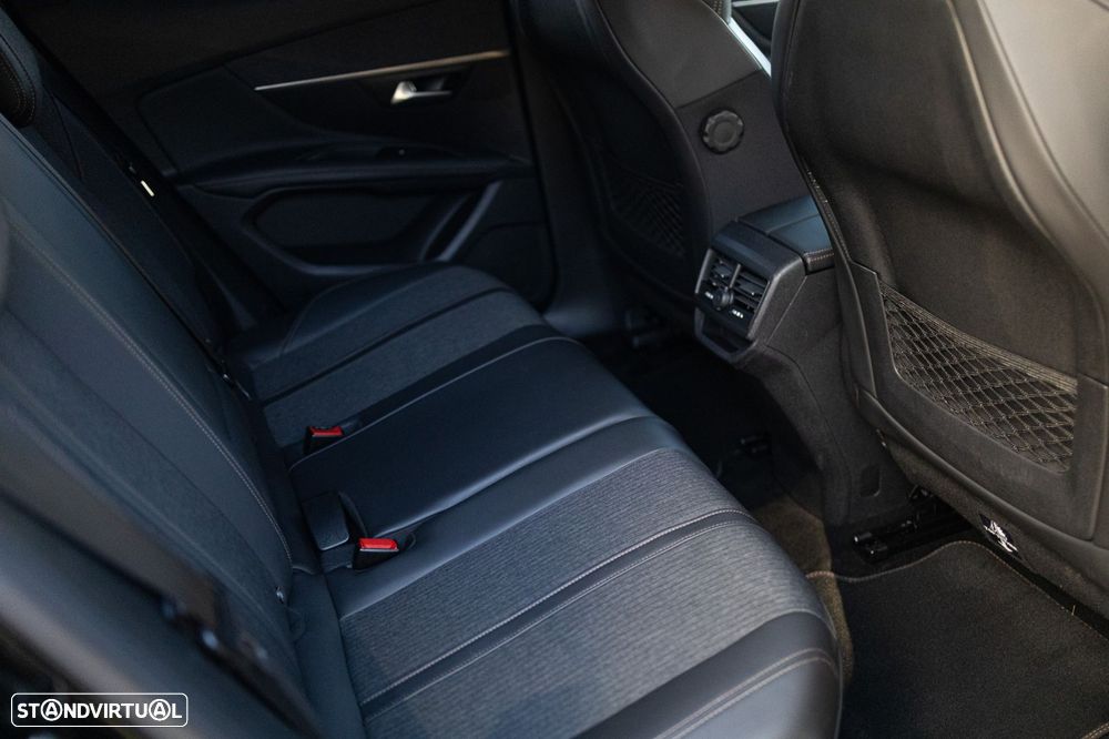 Peugeot 3008 1.5 BlueHDi GT Line - 25