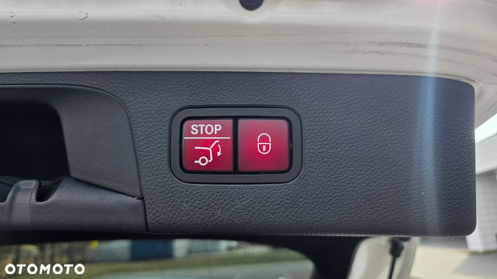 Mercedes-Benz GLC - 16