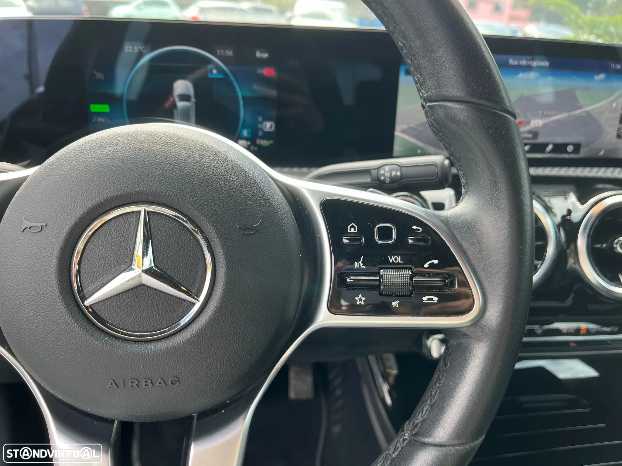 Mercedes-Benz A 250 e Style Plus - 26