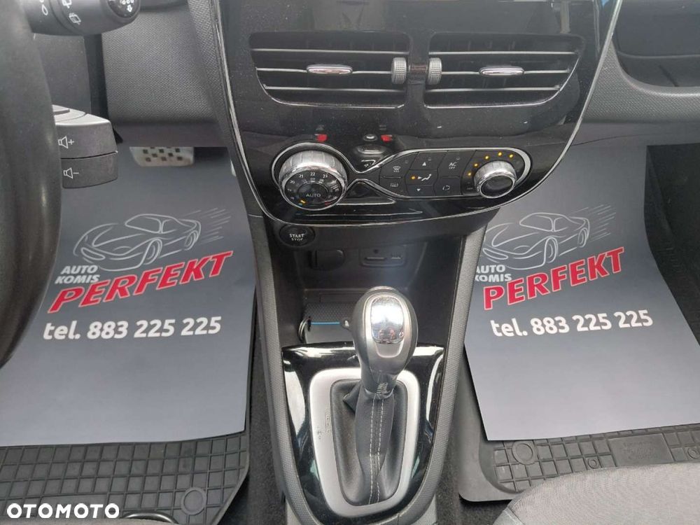 Renault Clio - 24