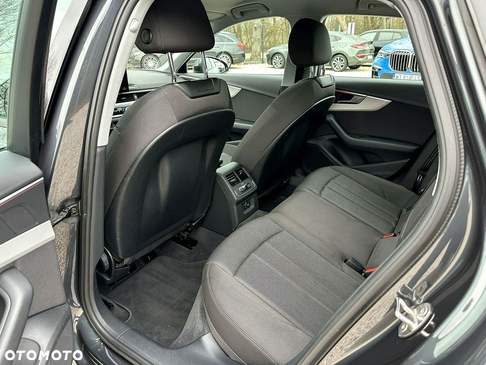 Audi A4 Allroad - 15