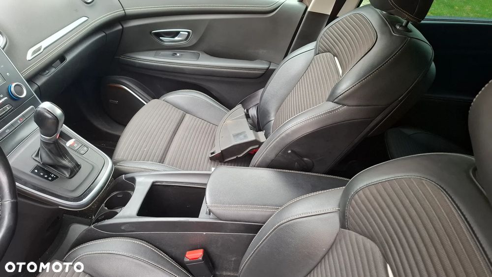 Renault Scenic - 12