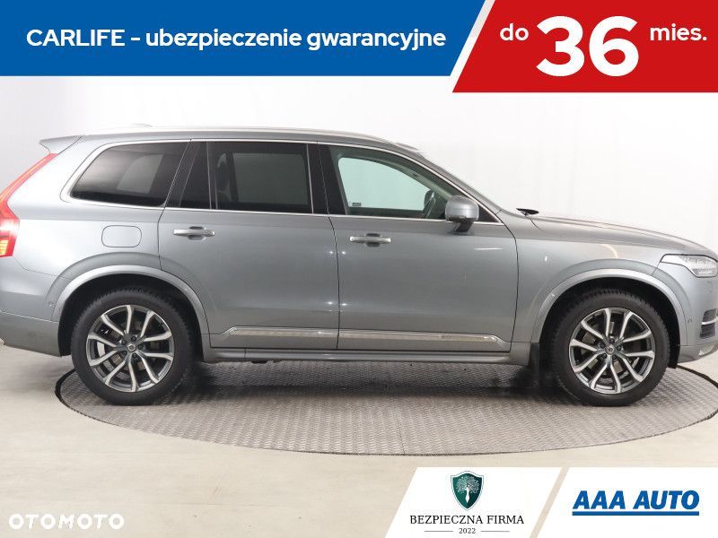 Volvo XC 90 - 7