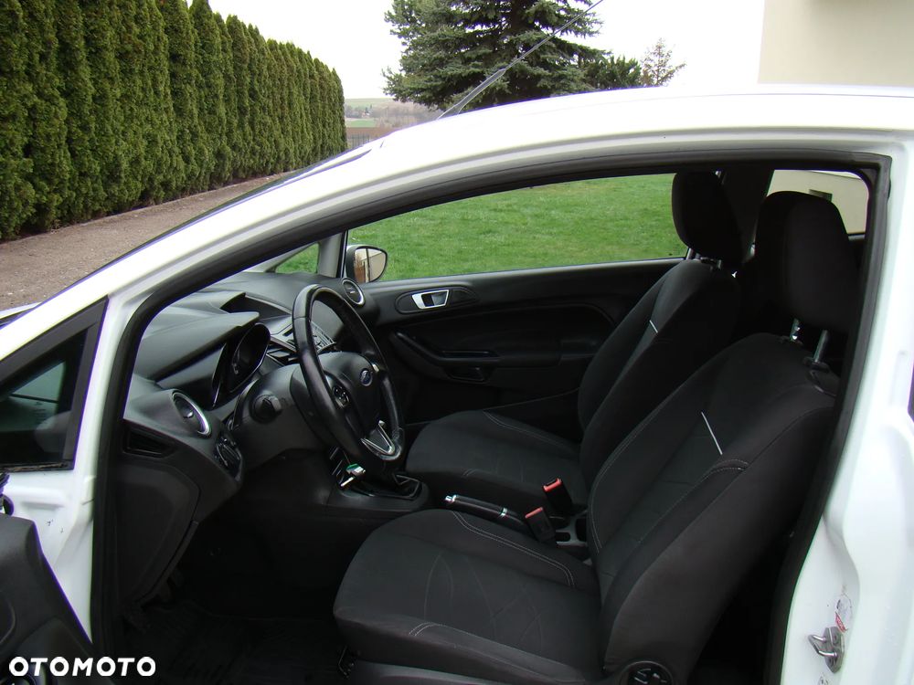 Ford Fiesta 1.25 Celebration - 20