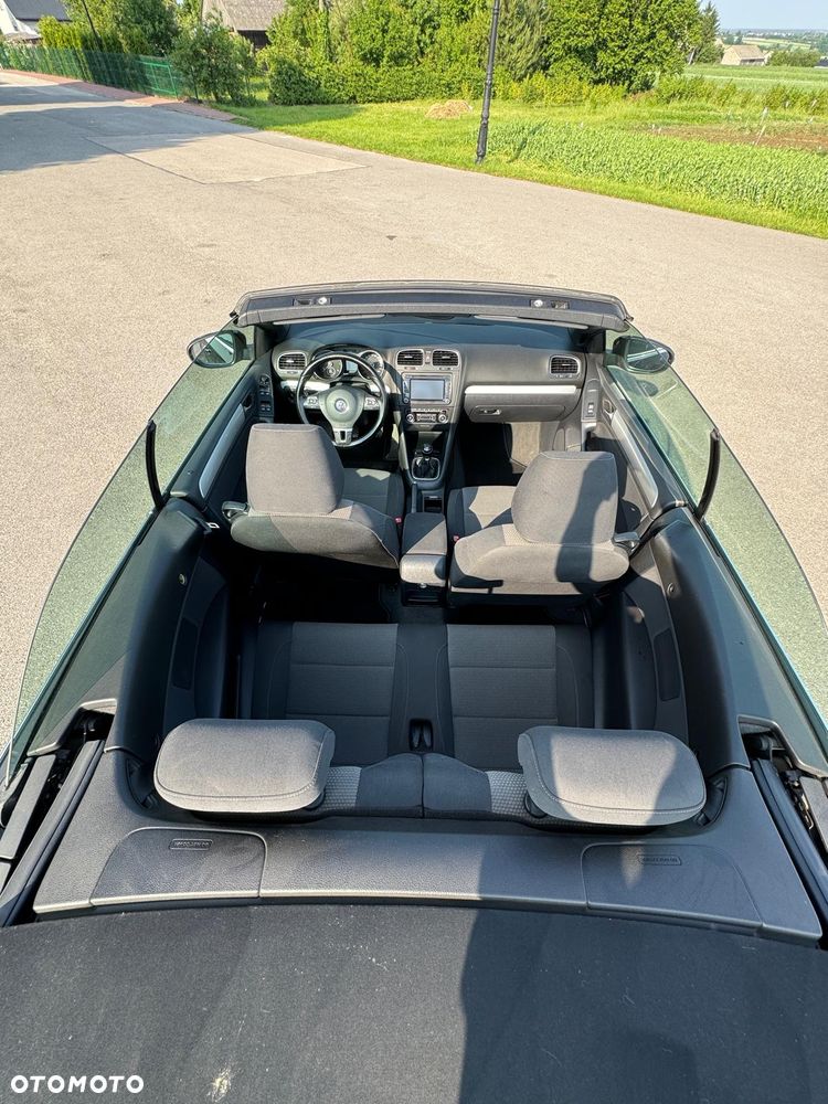 Volkswagen Golf 1.6 TDI DPF Comfortline - 10