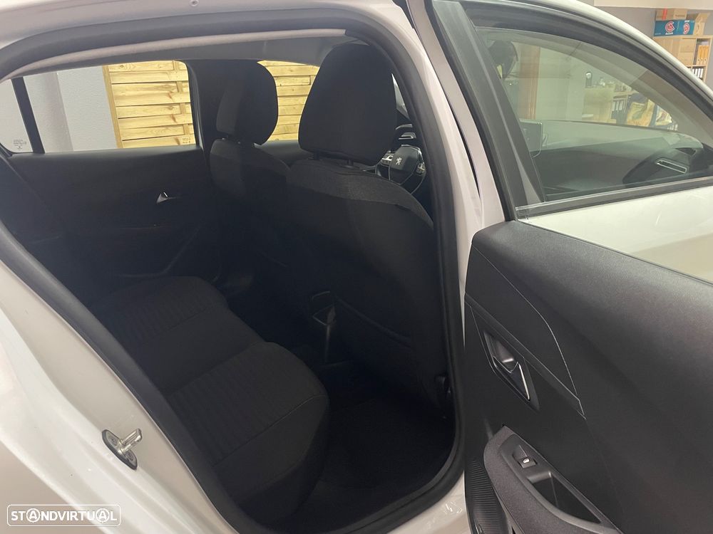 Peugeot 208 1.2 PureTech Active Pack - 20
